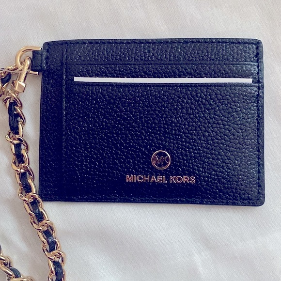 New- Micheal Kors key & card holder with attached chain - Picture 2 of 9